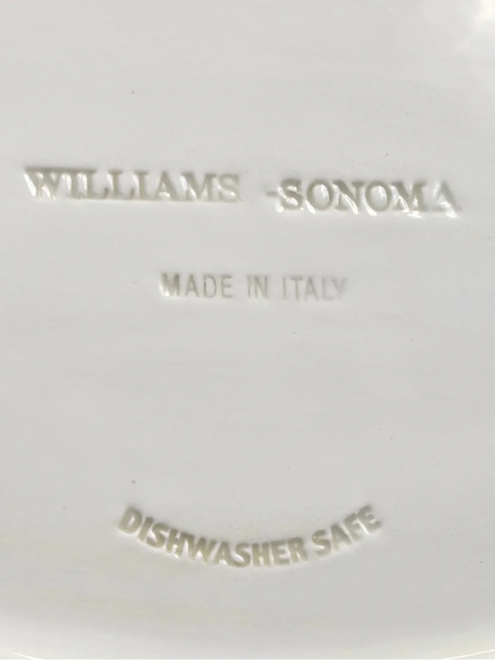 Williams Sonoma Italy 19” Embossed Vegetable Garden Oval Serving Platter White